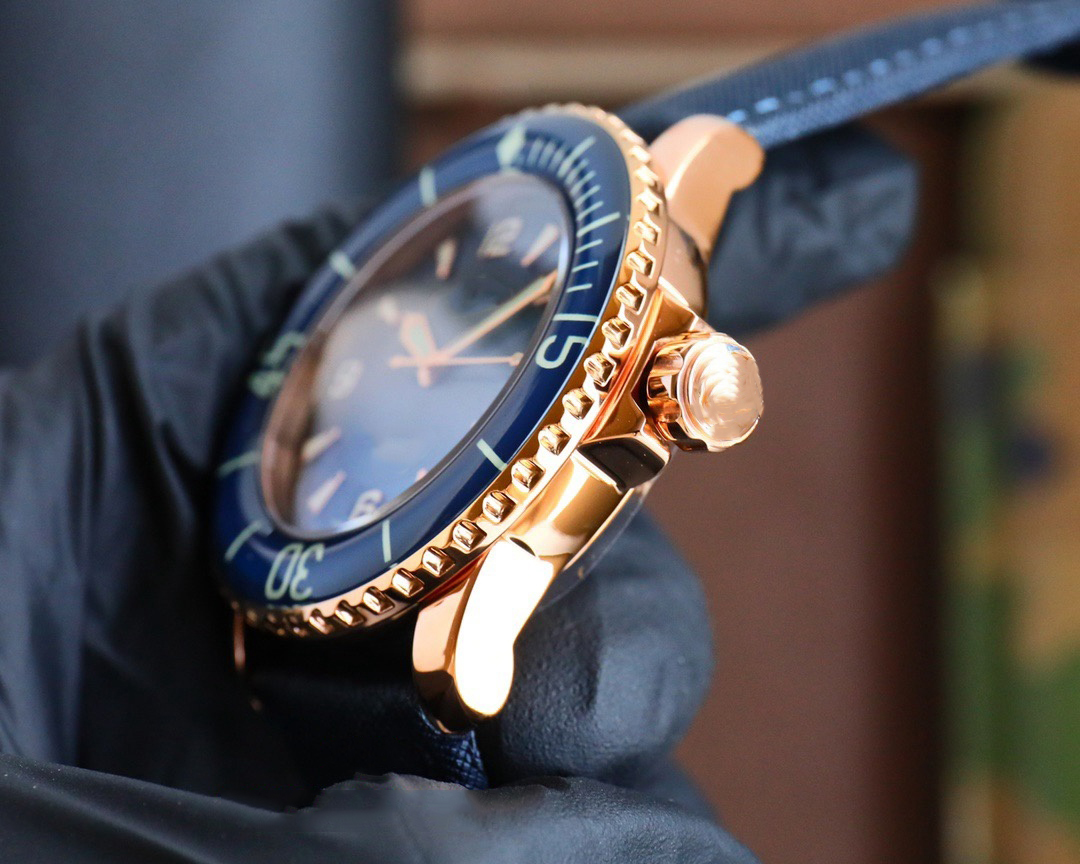 Customized watch, 42mm, sapphi - Canvas Strap Watch incelemesi ve fiyatı
