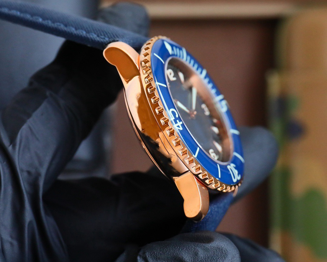 Customized watch, 42mm, sapphi - Canvas Strap Watch incelemesi ve fiyatı